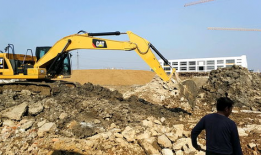 挖掘机视频,高效施工的钢铁巨兽风采